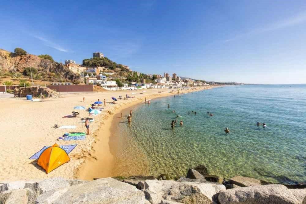 Atico Duplex Playa Area Barcelona Con Spa Exterior Монтгат Екстериор снимка